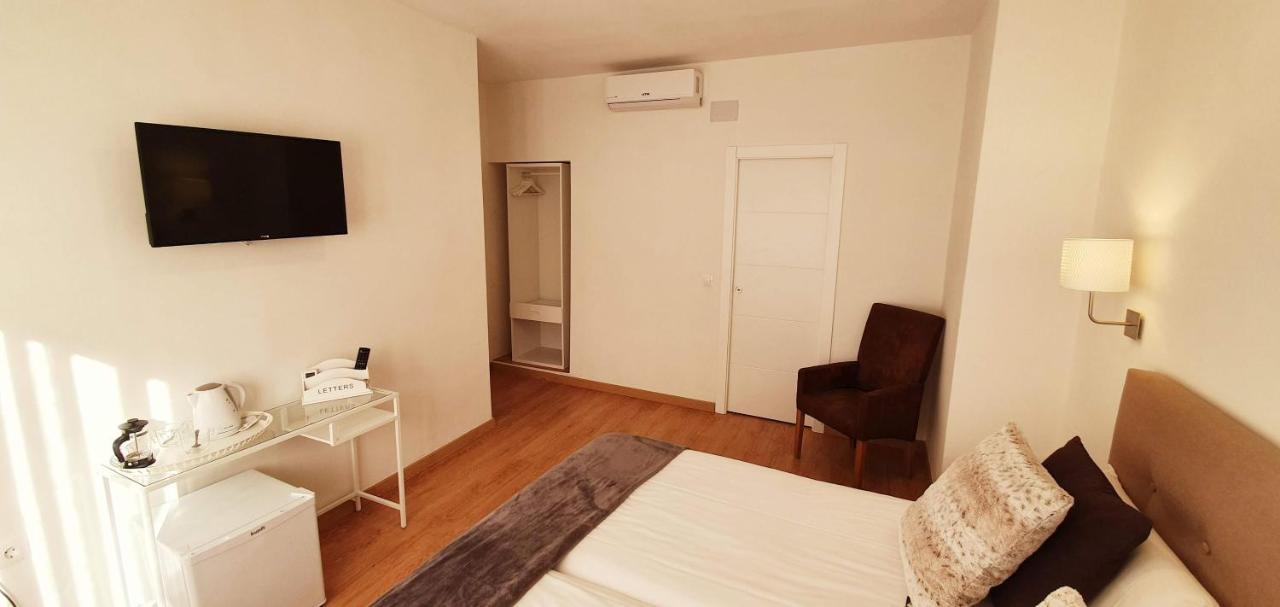Fan Rooms Galvez Málaga Eksteriør billede