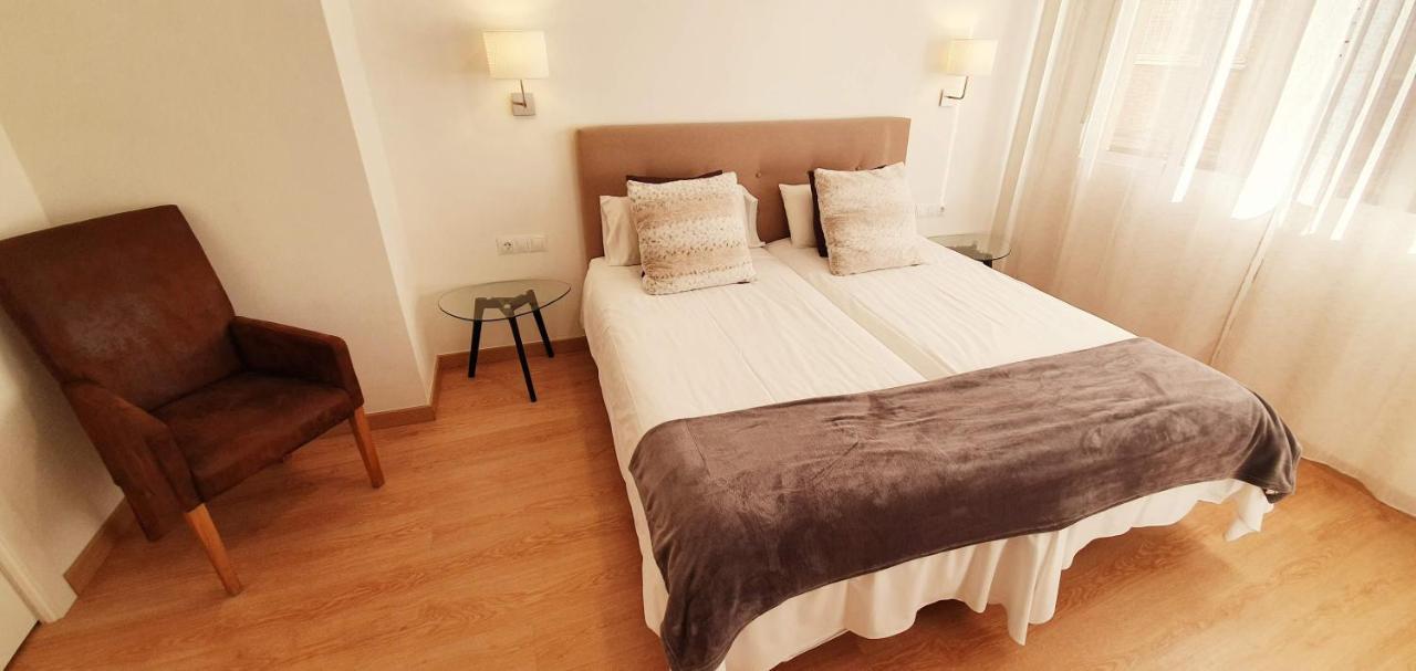 Fan Rooms Galvez Málaga Eksteriør billede
